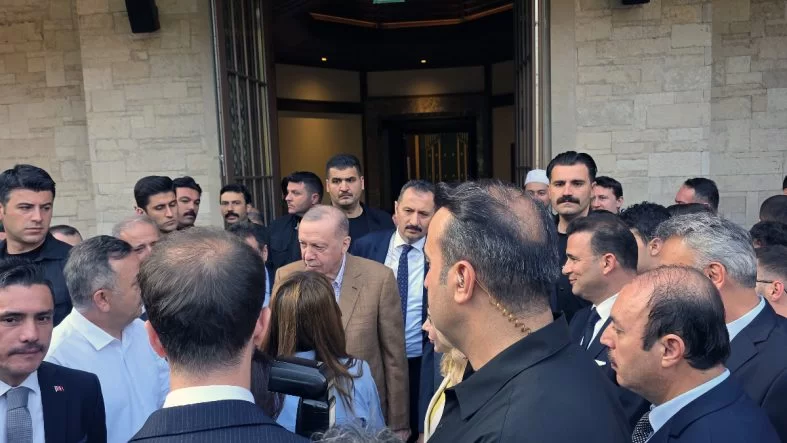 Erdoğan, Kurban Bayramı Namazını Marmaris'te Eda Etti