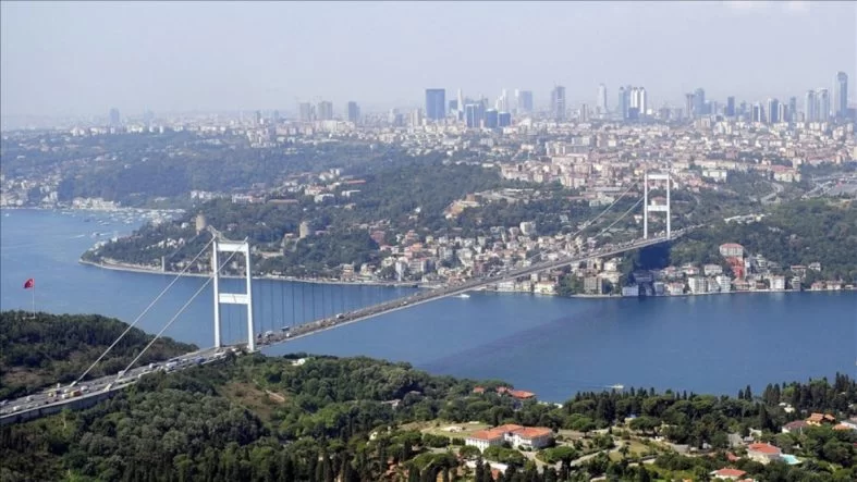 FSM Köprüsü'nde Meydana Gelen Zincirleme Kaza: 1 Ölü, 3 Yaralı