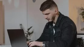 Dijital Evrende Okuma Alışkanlıklarımızın Dönüşümü