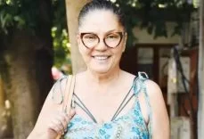 İzel: "Aşkın Azaldığı Yerde Aşk Şarkıları da Azalıyor"