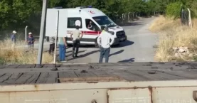 Malatya'da yük treni bir otomobile çarparak 5 kişiyi yaraladı