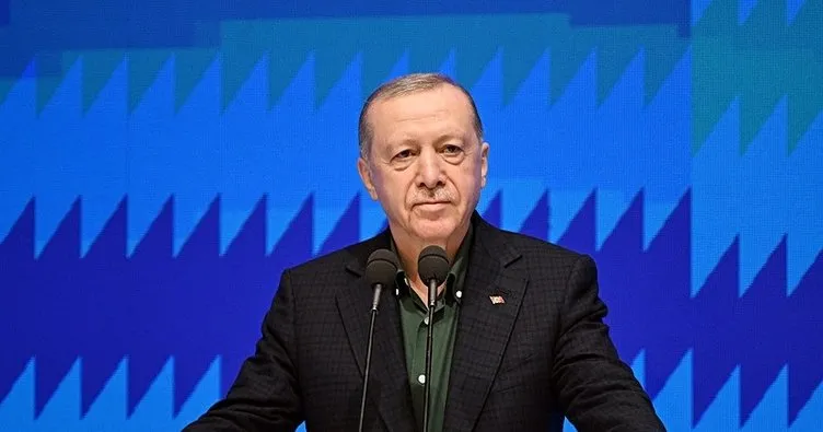"Tarihi Günle Gelen Yeni Slogan ve Şarkı: Milletin Gücüyle Sınırları Aşan Liderlik"