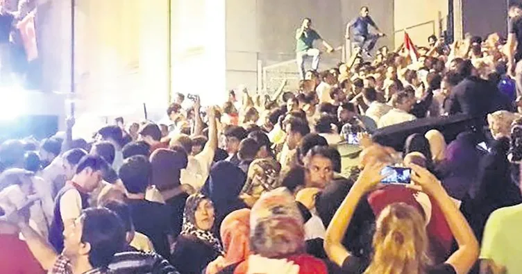 Vatan Uğruna Canlarını Feda Eden Cesaretin Simgeleri: Şehit Kadınlar