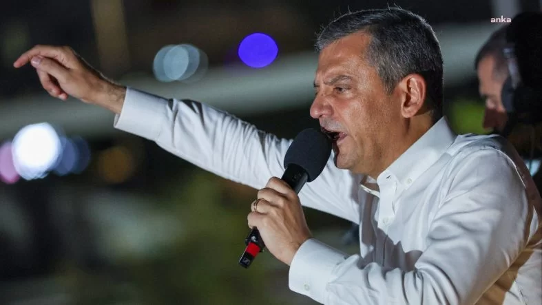 Özgür Özel: Tüm hırsızlara ilahi adaletin tecelli etmesini diliyorum