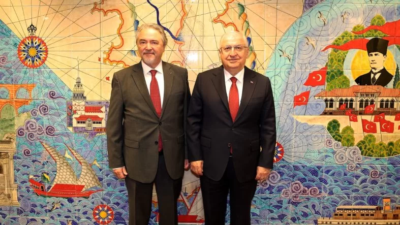 Belçika'da NATO Toplantısına Katılmak Üzere Milli Savunma Bakanı Yaşar Güler