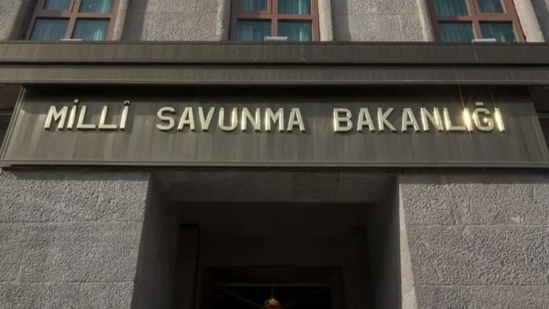 MSB: TSK, Türkiye’de Eğitim Alan Suriyeli Askeri Öğrencilere Görev Vermez