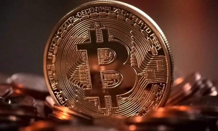 Bitcoin kritik eşiğin üzerinde